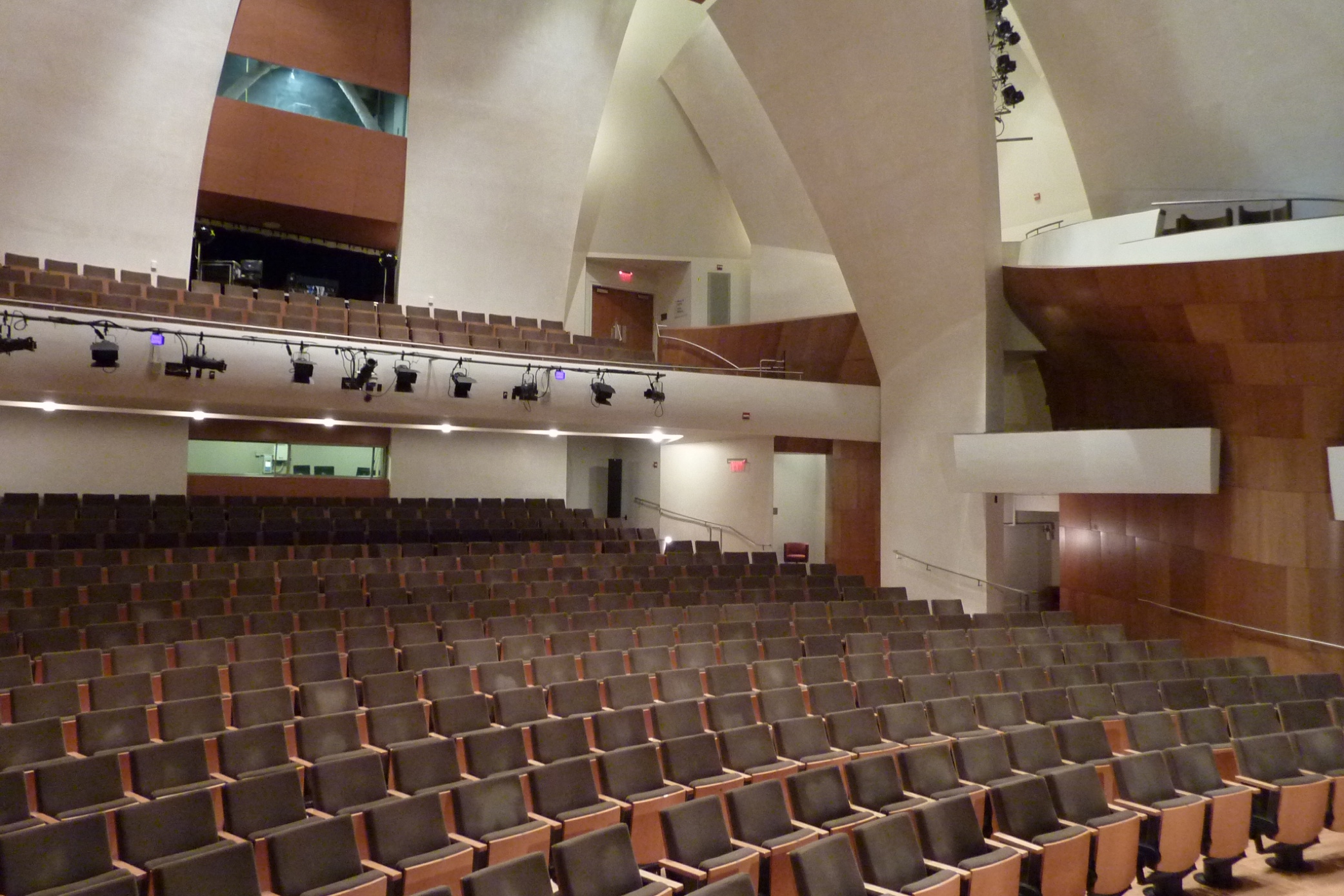 Santa Monica College Eli and Edythe Broad Stage