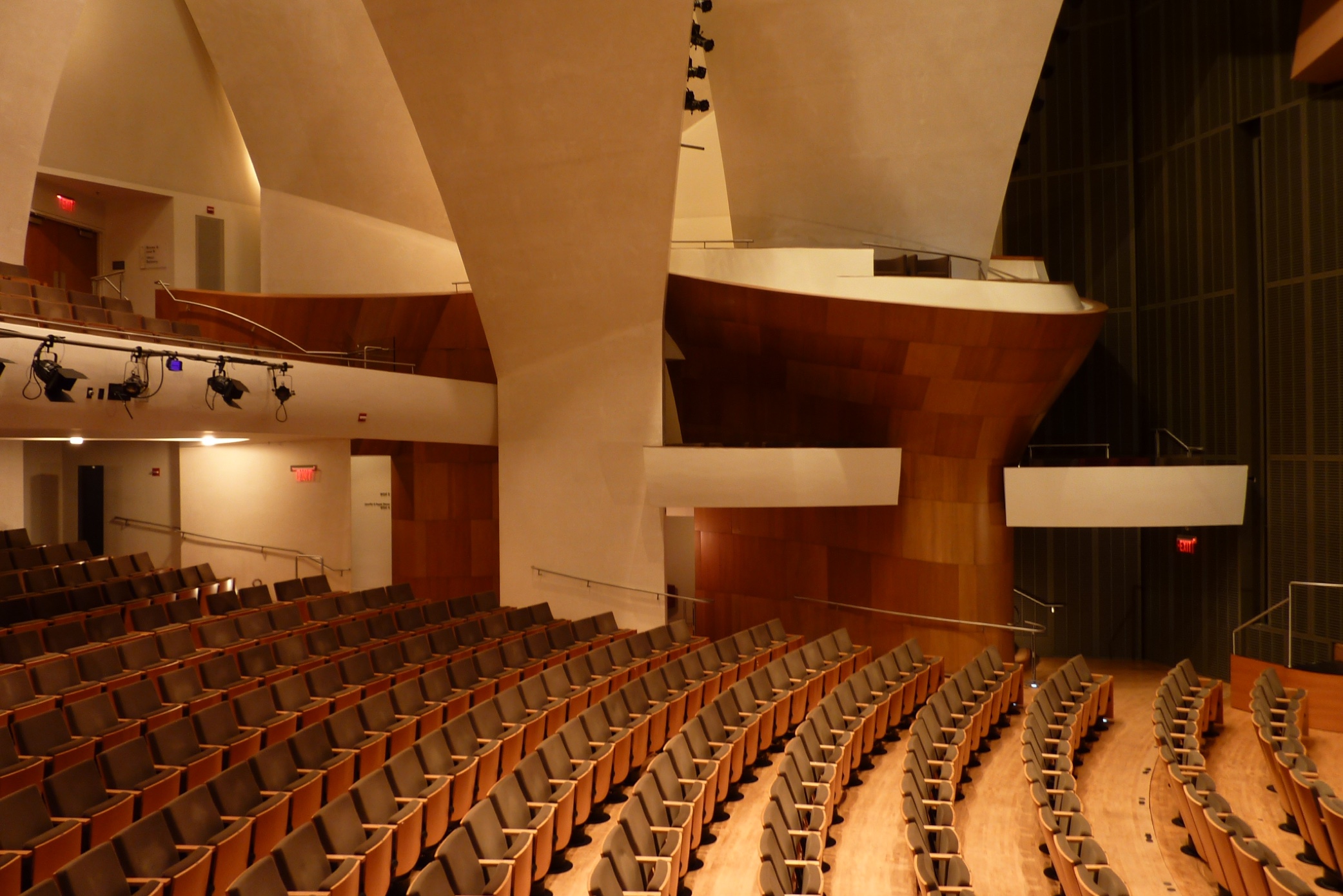 Santa Monica College Eli and Edythe Broad Stage
