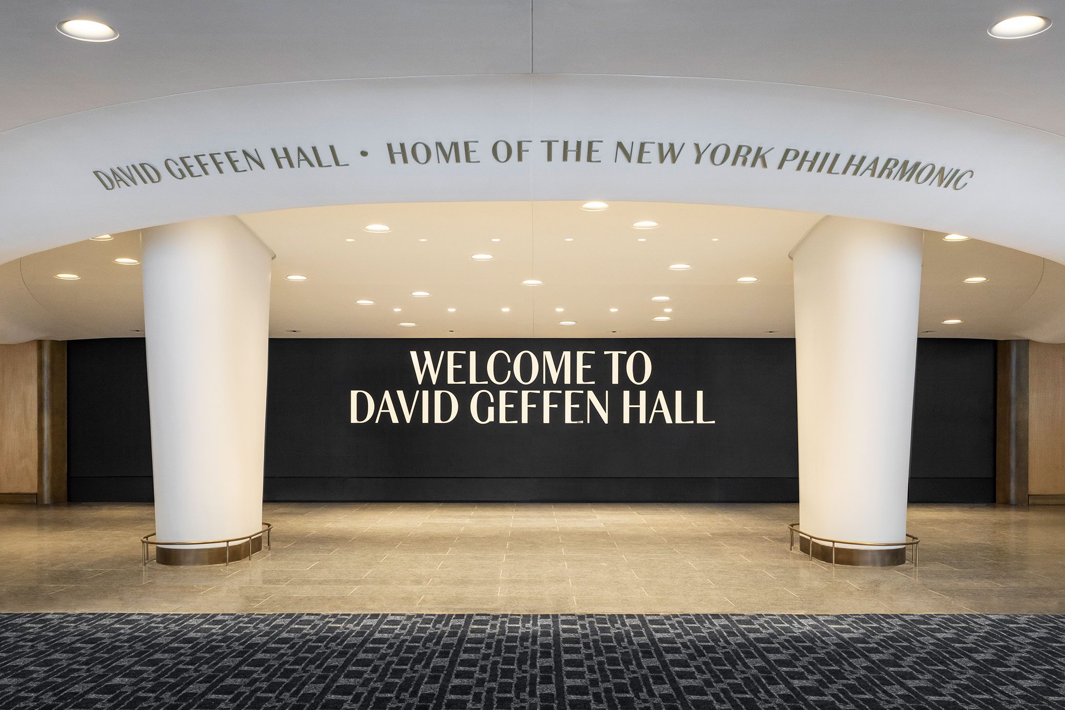 DGH_Hauser-Digital-Wall.