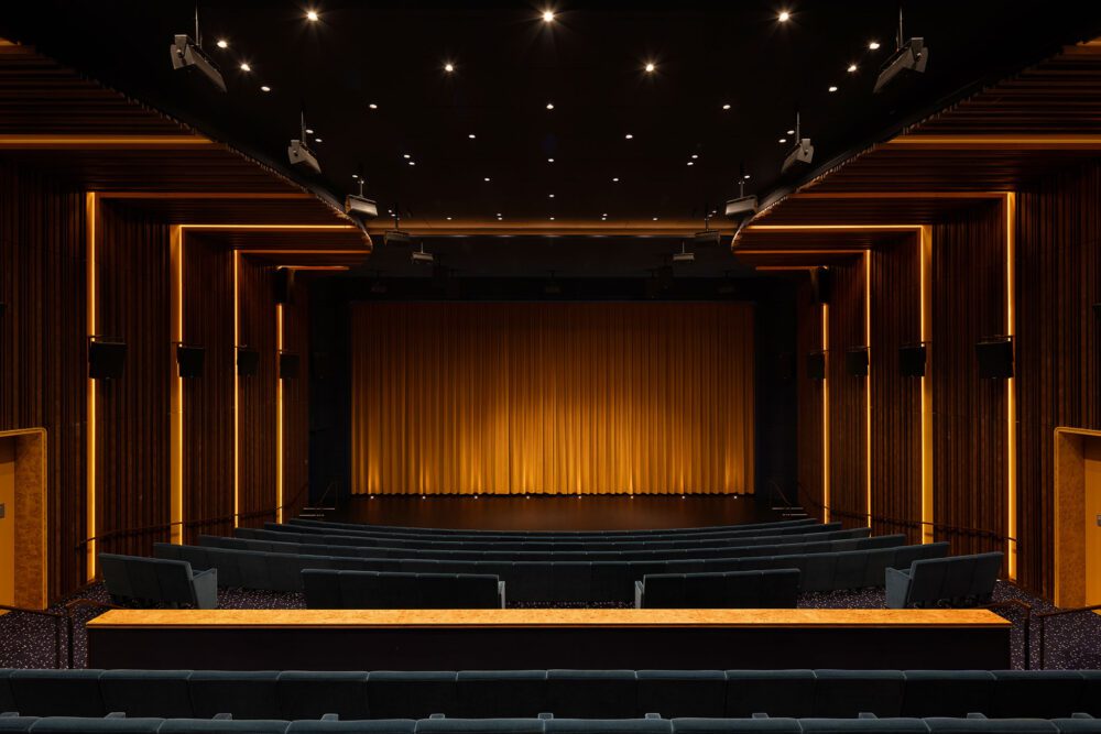 NBCUniversal Campus Project - Theatre. Photo Credit: Ema Peter Photography