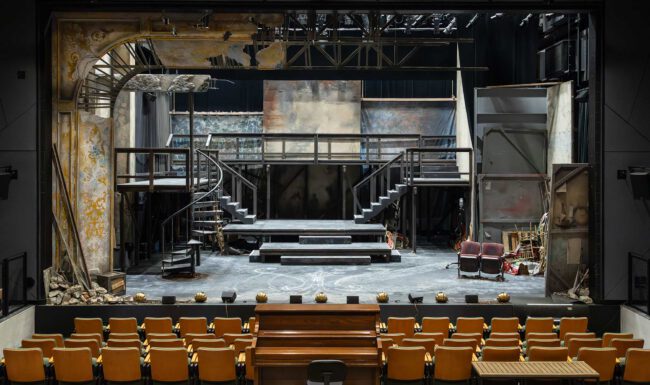 Cygnet Theatre - The Joan. Photo Credit: Karli Cadel